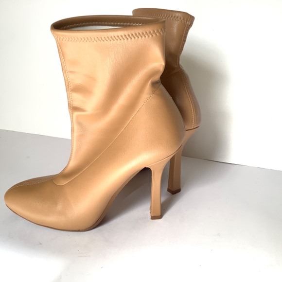 Casadei ankle beige booties 38.5 - Picture 14 of 16